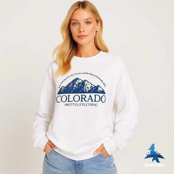 1102 NWT PrettyLittleThing Oversized Sweatshirt Colorado Print - Size L - White - Picture 1 of 8